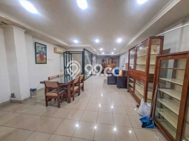 Untuk Dijual Ruko di Senen Jakarta Pusat LT 80m2 / LB 0m2 Untuk Dijual Ruko di Senen Jakarta Pusat LT 80m2 / LB 0m2