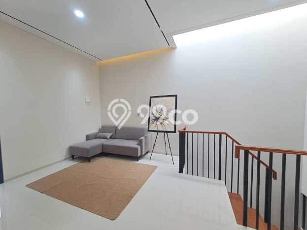 Jual Rumah Eksklusif 5 KT di BSD City, Tangerang Jual Rumah Eksklusif 5 KT di BSD City, Tangerang