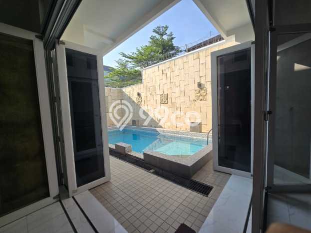 For Sale! Luxury House LT 281m2 Desain Modern di Cibubur For Sale! Luxury House LT 281m2 Desain Modern di Cibubur