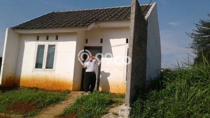 Hunian Strategis 1 KT LB 54m2 Kondisi Bagus di Cikarang Hunian Strategis 1 KT LB 54m2 Kondisi Bagus di Cikarang