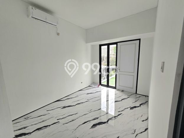 Jual Rumah Luas Elegan Dengan View Cantik di Bintaro, Tangerang Selatan Jual Rumah Luas Elegan Dengan View Cantik di Bintaro, Tangerang Selatan