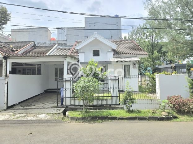 Dijual Hunian Rumah Terawat 2 KT di Graha Raya Bintaro, Tangerang Selatan Dijual Hunian Rumah Terawat 2 KT di Graha Raya Bintaro, Tangerang Selatan