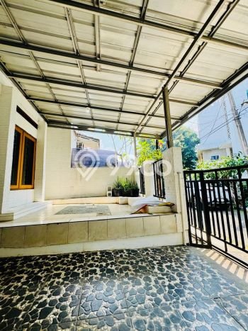 Jual Rumah Minimalis Bagus Punya 3 KT di Pamulang Tangerang Selatan SHM Jual Rumah Minimalis Bagus Punya 3 KT di Pamulang Tangerang Selatan SHM