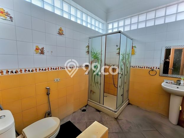 Jual Rumah Mewah Megah Dengan View Cantik di Bintaro, Tangerang Selatan Jual Rumah Mewah Megah Dengan View Cantik di Bintaro, Tangerang Selatan