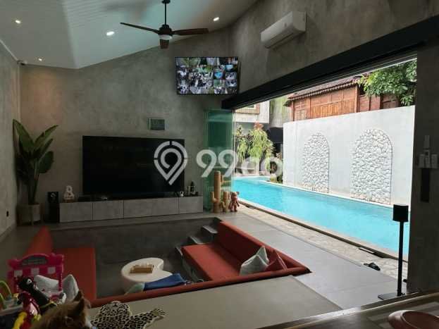 Rumah Luxury Modern Tanpa Renovasi di Bintaro Tangerang Selatan Rumah Luxury Modern Tanpa Renovasi di Bintaro Tangerang Selatan