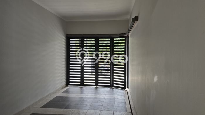 Hunian Mewah LB 120m2 Siap Pakai Desain Elegan di BSD Delatinos, Tangerang Hunian Mewah LB 120m2 Siap Pakai Desain Elegan di BSD Delatinos, Tangerang