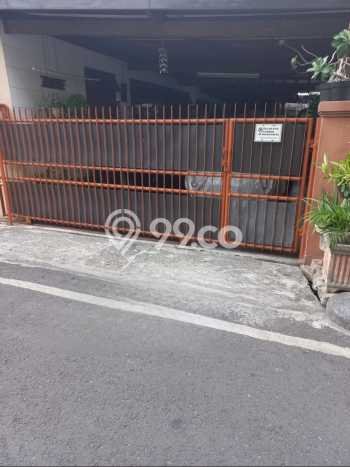 Dijual Rumah Mewah Exclusive di Senen, Jakarta Pusat Dijual Rumah Mewah Exclusive di Senen, Jakarta Pusat
