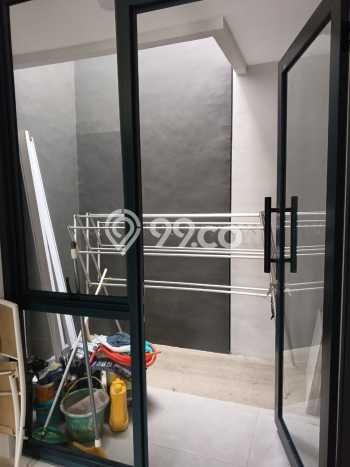 Rumah Modern 3 KT di BSD Nusaloka Tangerang Semi Furnished Rumah Modern 3 KT di BSD Nusaloka Tangerang Semi Furnished