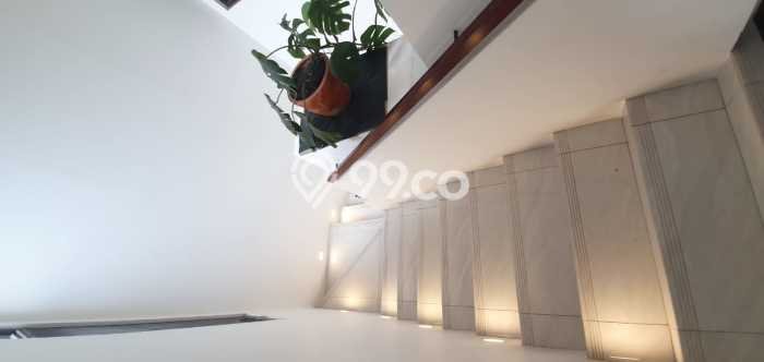 Rumah Luxury Modern Siap Huni di BSD City Tangerang Rumah Luxury Modern Siap Huni di BSD City Tangerang