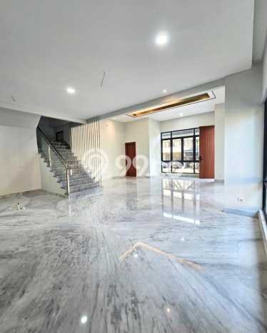 For Sale! Premium House LT 255m2 Desain Modern di BSD Green Wich For Sale! Premium House LT 255m2 Desain Modern di BSD Green Wich
