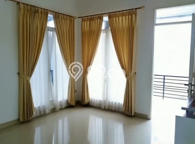 For Sale! Luxury House LT 250m2 Desain Modern di Ciwaruga For Sale! Luxury House LT 250m2 Desain Modern di Ciwaruga
