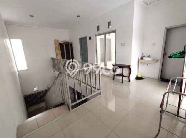 Jual Rumah Eksklusif 4 KT di Buah Batu, Bandung Jual Rumah Eksklusif 4 KT di Buah Batu, Bandung