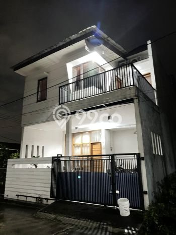 Dijual Rumah Minimalis Bagus Punya 4 KT di Arcamanik Bandung SHM Dijual Rumah Minimalis Bagus Punya 4 KT di Arcamanik Bandung SHM
