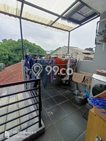 BEST OFFER! Rumah Nyaman di Buah Batu, Luas 102m2m² Bangunan 110m2m² BEST OFFER! Rumah Nyaman di Buah Batu, Luas 102m2m² Bangunan 110m2m²