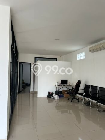 Rumah Strategis Minimalis Lb 167m2 di Arcamanik, Bandung Rumah Strategis Minimalis Lb 167m2 di Arcamanik, Bandung