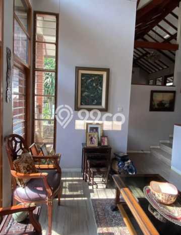 Jual Rumah Mewah Elegan Dengan View Cantik di Sayap Dago, Bandung Jual Rumah Mewah Elegan Dengan View Cantik di Sayap Dago, Bandung