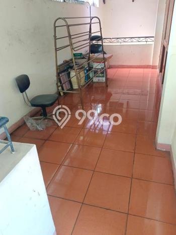 Rumah Mewah LB 350m2 Siap Huni Desain Elegan di Sarijadi, Bandung Rumah Mewah LB 350m2 Siap Huni Desain Elegan di Sarijadi, Bandung