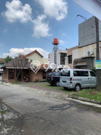 Kantor Dijual di Prime Area Bandung Luas 161m2 Kantor Dijual di Prime Area Bandung Luas 161m2