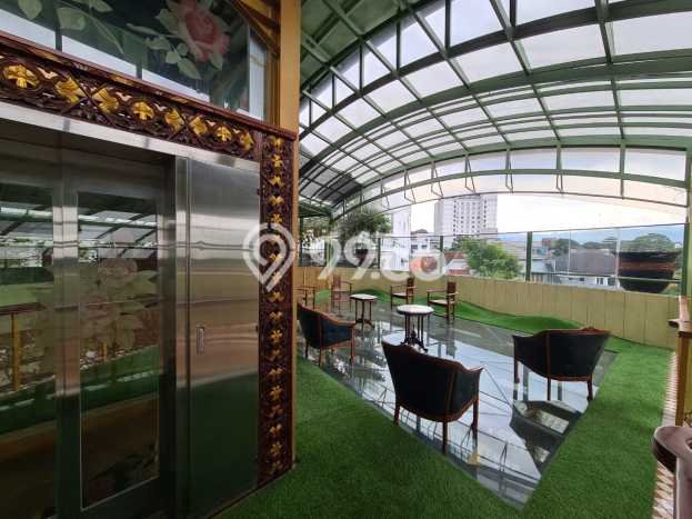 Siap Huni Rumah Mewah 8 Kamar di Coblong Dekat ke Mana Saja Siap Huni Rumah Mewah 8 Kamar di Coblong Dekat ke Mana Saja
