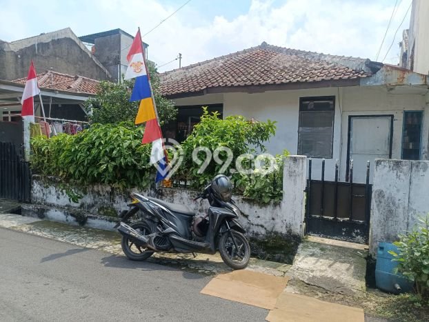 PROPERTI PILIHAN! Rumah Asri di Arcamanik, Luas 176m² Bangunan 100m² PROPERTI PILIHAN! Rumah Asri di Arcamanik, Luas 176m² Bangunan 100m²