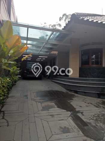 For Sale! Luxury House LT 680m2 Desain Elegan di Dago For Sale! Luxury House LT 680m2 Desain Elegan di Dago