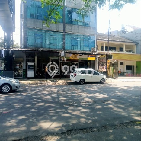 Ruko Dijual di Bandung LT 271m2 & LB 600m2 Lokasi Terbaik! Ruko Dijual di Bandung LT 271m2 & LB 600m2 Lokasi Terbaik!