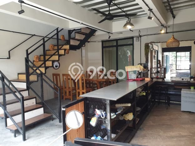 Jual Rumah Strategis Bagus Punya 4 KT di Antapani Bandung SHM Jual Rumah Strategis Bagus Punya 4 KT di Antapani Bandung SHM
