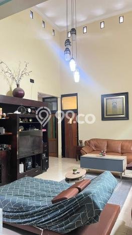 Rumah Elit Modern Tanpa Renovasi di Turangga Bandung Rumah Elit Modern Tanpa Renovasi di Turangga Bandung