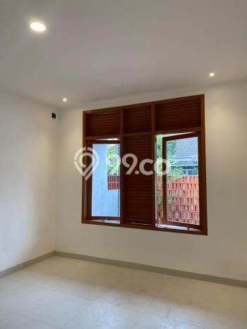FEATURED! Rumah Asri area Arcamanik, LT 133m2m² Bangunan 160m2m² FEATURED! Rumah Asri area Arcamanik, LT 133m2m² Bangunan 160m2m²