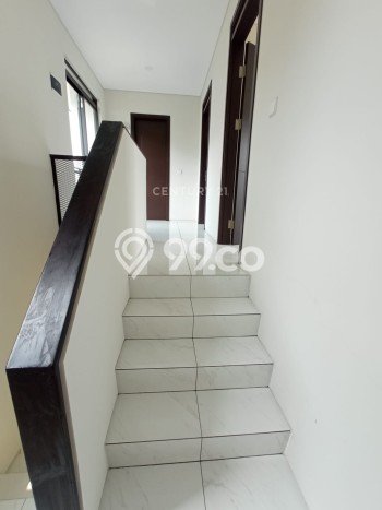 DIJUAL CEPAT! Rumah Asri di Kota Baru Parahyangan, Bandung, Luas 120m2m² Bangunan 94m2m² Bisa Nego! DIJUAL CEPAT! Rumah Asri di Kota Baru Parahyangan, Bandung, Luas 120m2m² Bangunan 94m2m² Bisa Nego!