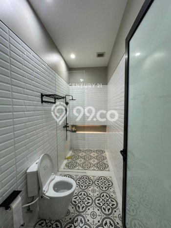 Rumah di Kota Baru Parahyangan, Bandung, LT 548m2m² LB 700m2m² Rumah di Kota Baru Parahyangan, Bandung, LT 548m2m² LB 700m2m²
