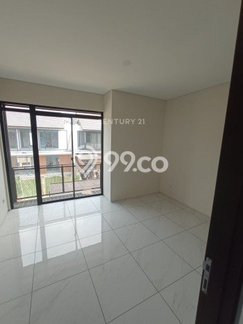 DIJUAL CEPAT! Rumah Asri di Kota Baru Parahyangan, Bandung, Luas 120m2m² Bangunan 94m2m² Bisa Nego! DIJUAL CEPAT! Rumah Asri di Kota Baru Parahyangan, Bandung, Luas 120m2m² Bangunan 94m2m² Bisa Nego!