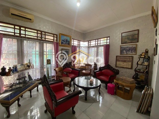 BEST PRICE! Rumah Berkualitas di Maguwoharjo, Luas 1850m² LB 400m² BEST PRICE! Rumah Berkualitas di Maguwoharjo, Luas 1850m² LB 400m²