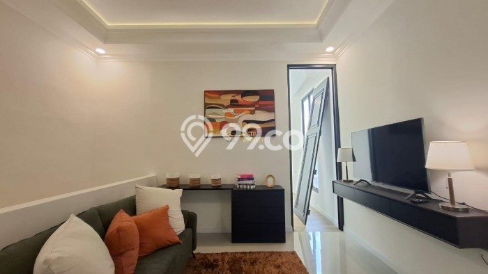 Rumah Elit LB 180m2 Siap Huni Desain Elegan di Maguwoharjo, Yogyakarta Rumah Elit LB 180m2 Siap Huni Desain Elegan di Maguwoharjo, Yogyakarta