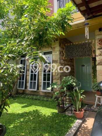 Rumah Modern 4 KT LT 174m2 di Maguwoharjo Rumah Modern 4 KT LT 174m2 di Maguwoharjo