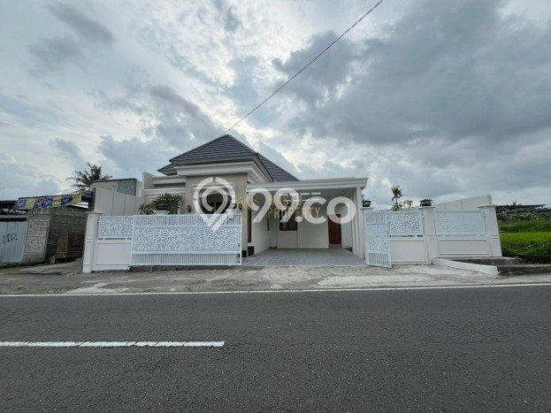 Jual Segera! Vila di Ngemplak, Dimensi 238m2m², Posisi Strategis dekat dengan berbagai fasilitas Jual Segera! Vila di Ngemplak, Dimensi 238m2m², Posisi Strategis dekat dengan berbagai fasilitas