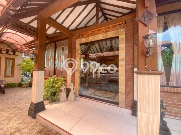 FOR SALE! Vila Kawasan , Area 887m2m², Posisi Strategis FOR SALE! Vila Kawasan , Area 887m2m², Posisi Strategis
