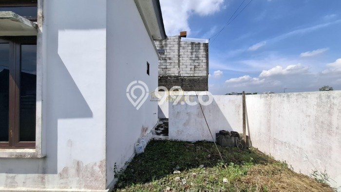 Rumah di Manisrenggo, Klaten, Luas 187m² LB 110m² Rumah di Manisrenggo, Klaten, Luas 187m² LB 110m²