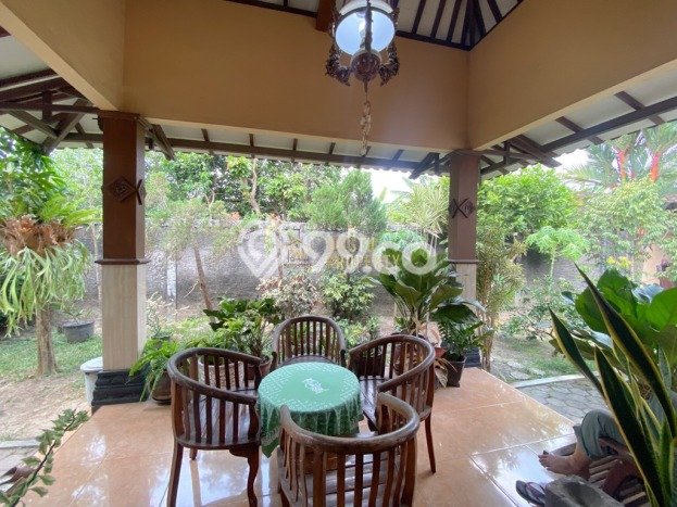 FOR SALE! Vila Kawasan , Area 887m2m², Posisi Strategis FOR SALE! Vila Kawasan , Area 887m2m², Posisi Strategis