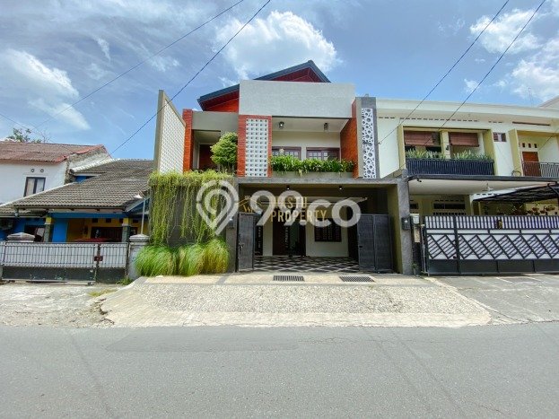 FEATURED! Rumah Nyaman di Ngemplak, Luas 145m2m² Bangunan 225m2m² FEATURED! Rumah Nyaman di Ngemplak, Luas 145m2m² Bangunan 225m2m²