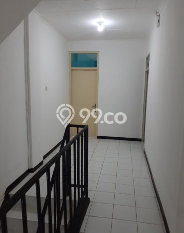 Ruko Bagus Dijual LB 200m2 Lokasi Strategis Jakarta Barat Area Cocok untuk Bisnis Ruko Bagus Dijual LB 200m2 Lokasi Strategis Jakarta Barat Area Cocok untuk Bisnis