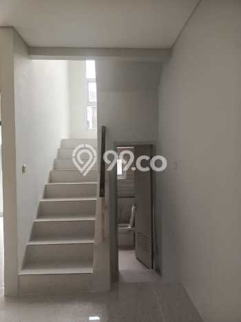 Dijual Rumah Luas Elegan Dengan View Eksklusif di Gading Serpong Serenade Lake, Tangerang Dijual Rumah Luas Elegan Dengan View Eksklusif di Gading Serpong Serenade Lake, Tangerang