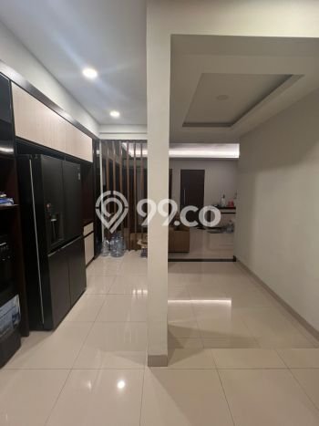 Siap Huni Hunian Elit 4 Kamar di BSD Dekat ke Mana Saja Siap Huni Hunian Elit 4 Kamar di BSD Dekat ke Mana Saja