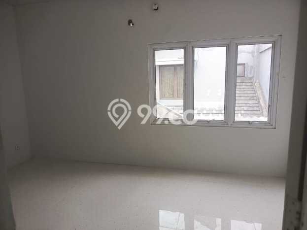 Dijual Rumah Luas Elegan Dengan View Eksklusif di Gading Serpong Serenade Lake, Tangerang Dijual Rumah Luas Elegan Dengan View Eksklusif di Gading Serpong Serenade Lake, Tangerang