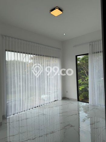 Hot Offer Hunian Mewah Ideal dan Luas di BSD, Tangerang Selatan Hot Offer Hunian Mewah Ideal dan Luas di BSD, Tangerang Selatan