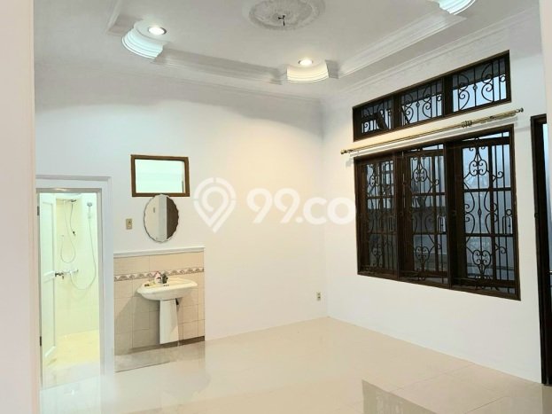 Rumah Mewah LB 282m2 Siap Pakai Desain Elegan di Sunter, Jakarta Utara Rumah Mewah LB 282m2 Siap Pakai Desain Elegan di Sunter, Jakarta Utara