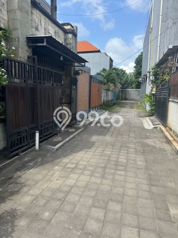 Dijual Hunian Rumah Terawat 3 Kamar di Kerobokan, Badung Dijual Hunian Rumah Terawat 3 Kamar di Kerobokan, Badung