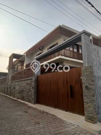 Rumah Elit LB 350m2 Siap Pakai Desain Elegan di Mahendradata, Denpasar Rumah Elit LB 350m2 Siap Pakai Desain Elegan di Mahendradata, Denpasar