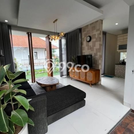 DIJUAL CEPAT! Rumah , Denpasar, Luas 125m2m² Bangunan 300m2m² DIJUAL CEPAT! Rumah , Denpasar, Luas 125m2m² Bangunan 300m2m²