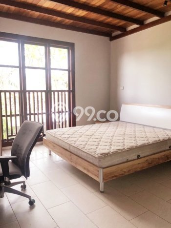 Rumah Terawat 4 KT 2 KM di Kawasan Komersial , Badung Rumah Terawat 4 KT 2 KM di Kawasan Komersial , Badung